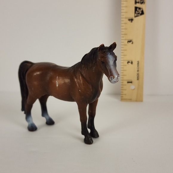 Schleich Bay Arabian Stallion Dark Brown Black Mane Horse Retired‎ Figurine 2000 - Picture 1 of 4